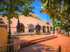 2121 N Saint Marys St, San Antonio, TX for lease Building Photo- Image 1 of 4