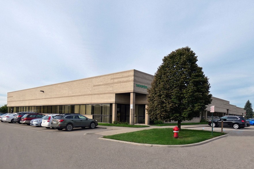 1935-1955 Enterprise Dr, Rochester Hills, MI for lease - Building Photo - Image 2 of 5