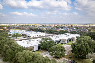 900 S Loop Fwy W, Houston, TX - aerial  map view - Image1