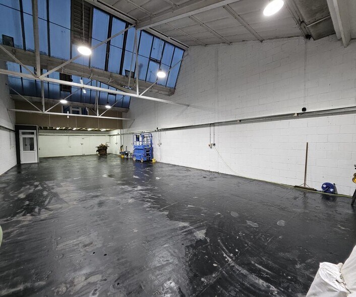 Wantz Rd, Dagenham for sale - Interior Photo - Image 1 of 1