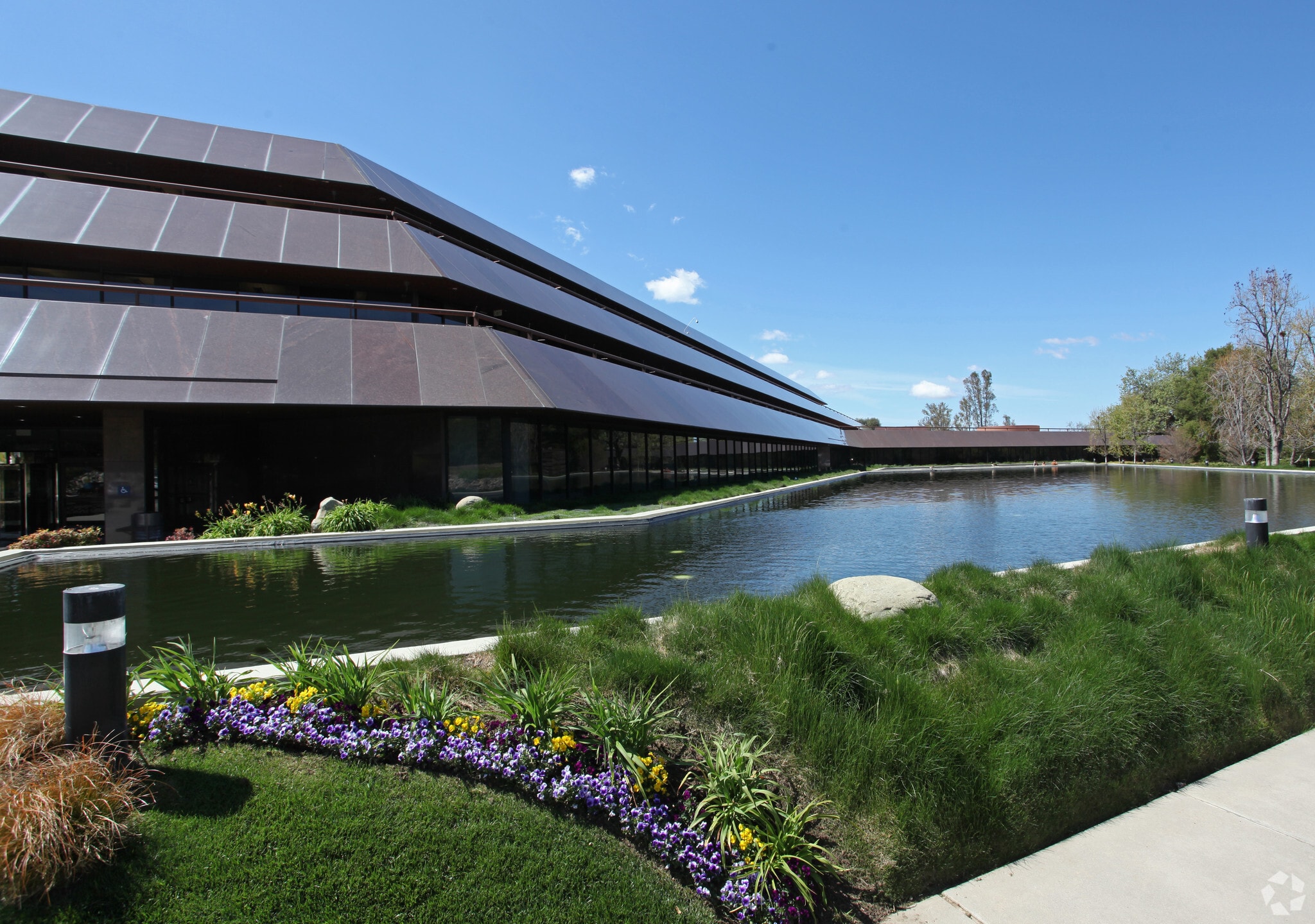 1 Baxter Way, Westlake Village, CA 91362 One Westlake