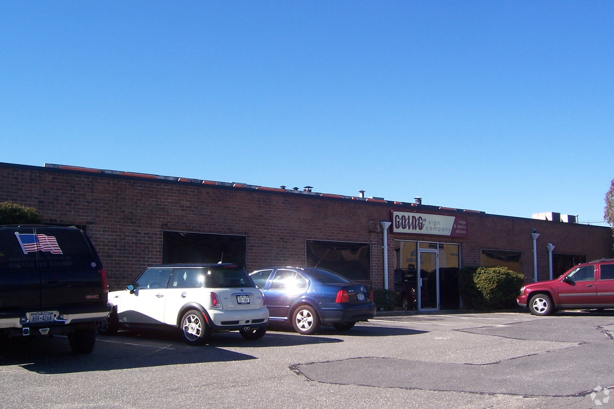 3 Elm St, Locust Valley, NY for lease Primary Photo- Image 1 of 2