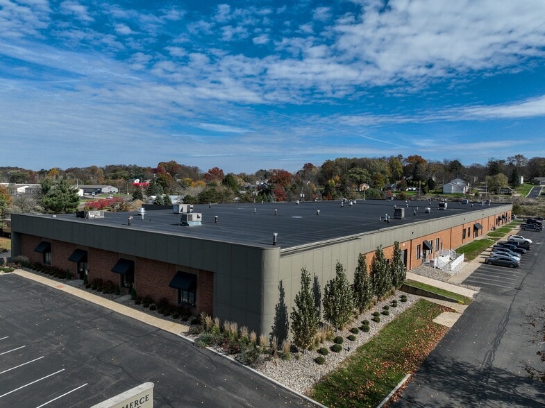 7364-7392 Whipple Ave NW, North Canton, OH for lease - Building Photo - Image 3 of 7