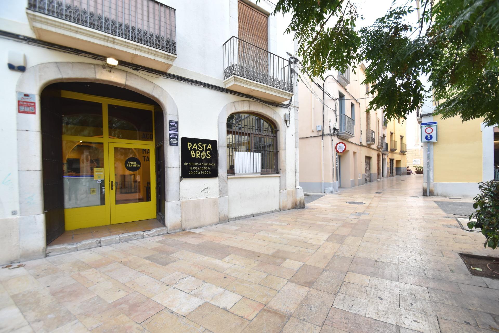 Retail in Vilanova i la Geltrú, Barcelona for lease Interior Photo- Image 1 of 6