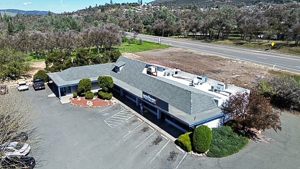 4456 Manzanita Ave, Clearlake, CA for sale - Building Photo - Image 2 of 37