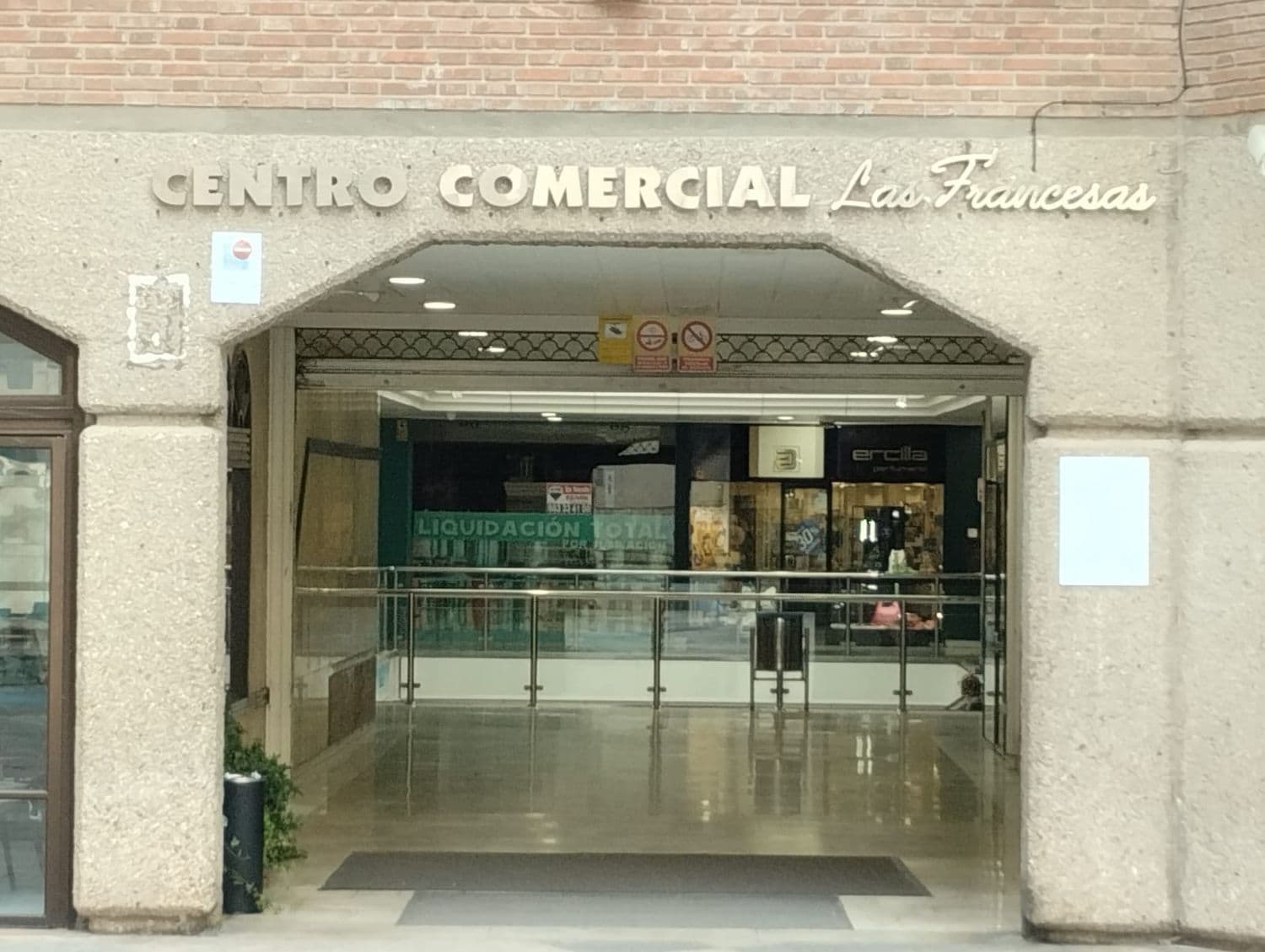 Retail in Valladolid for sale Building Photo- Image 1 of 17