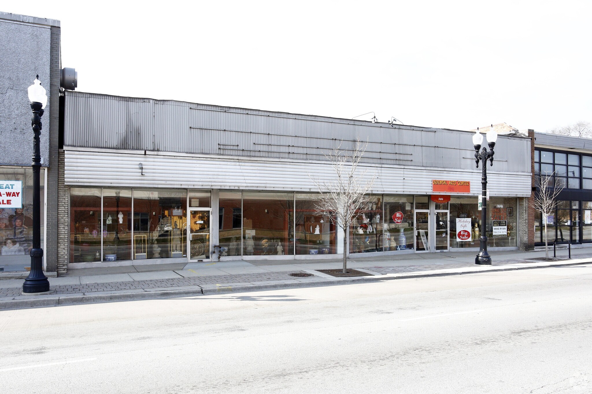 2205 W 95th St, Chicago, IL for sale Primary Photo- Image 1 of 1