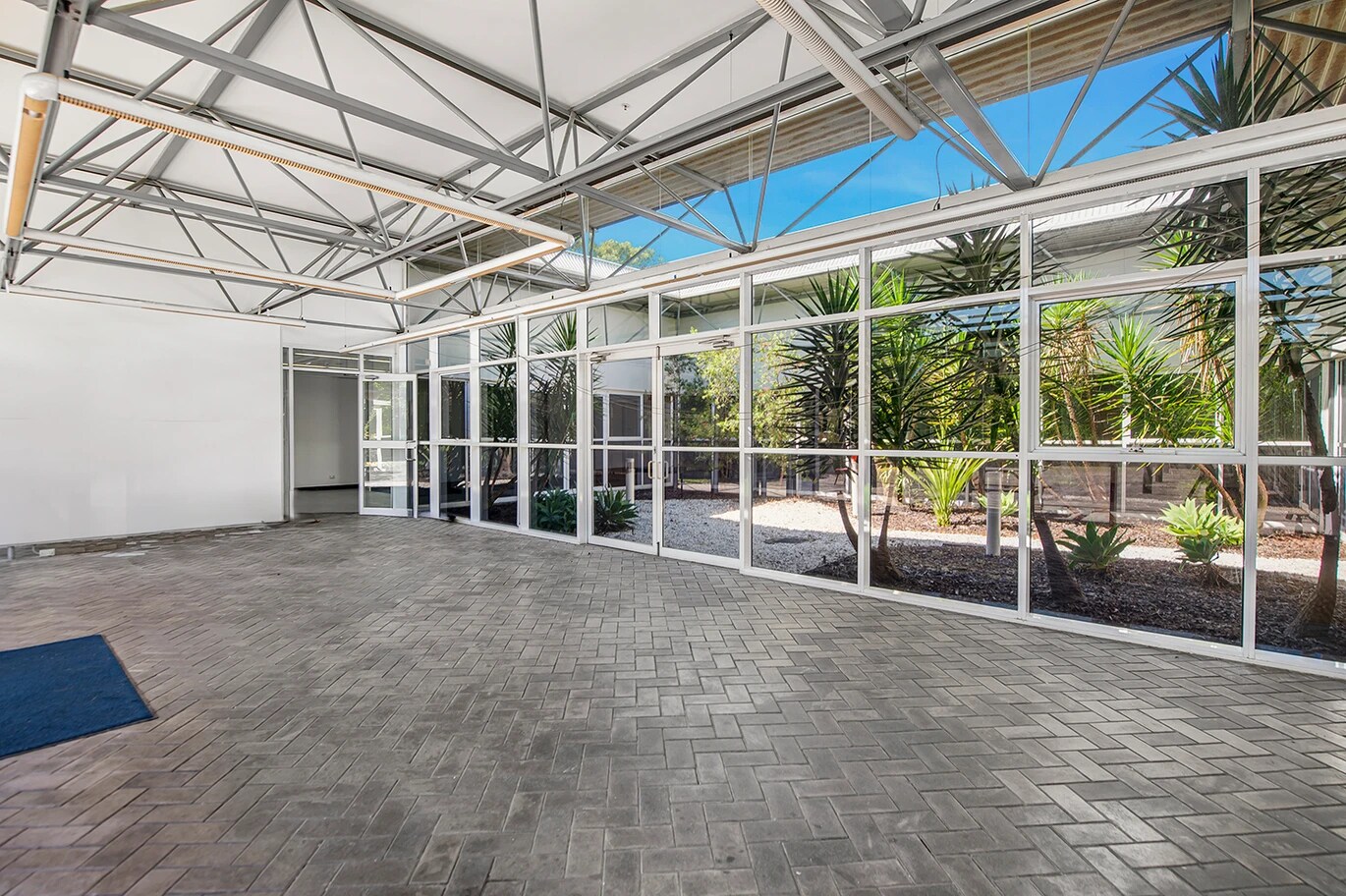 44 Gindurra Rd, Somersby for lease Interior Photo- Image 1 of 14