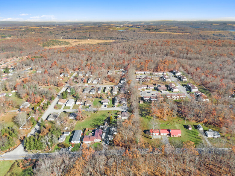 801 Center St, Boswell, PA for sale - Primary Photo - Image 1 of 1