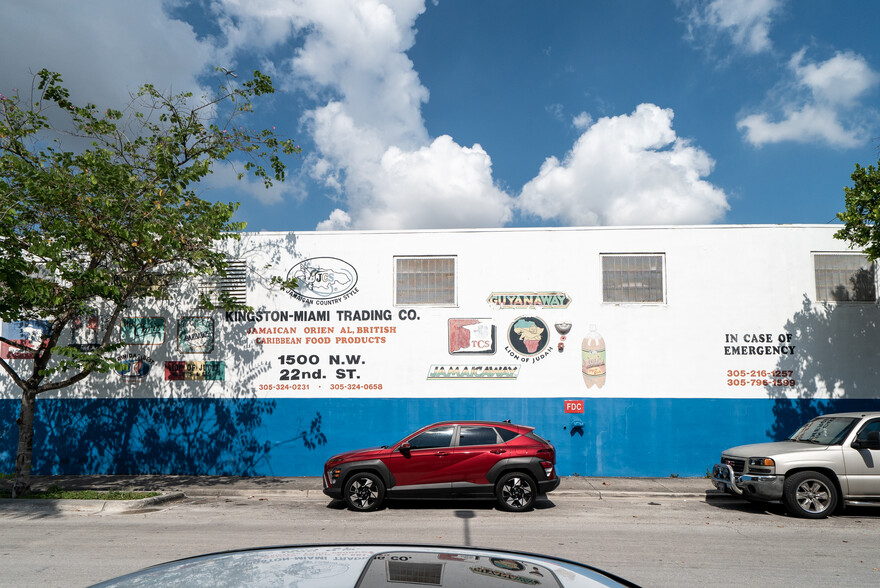 1500 NW 22nd St, Miami, FL for sale - Building Photo - Image 3 of 9