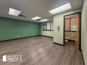 4401 N Interstate 35, Denton, TX for lease Building Photo- Image 2 of 6