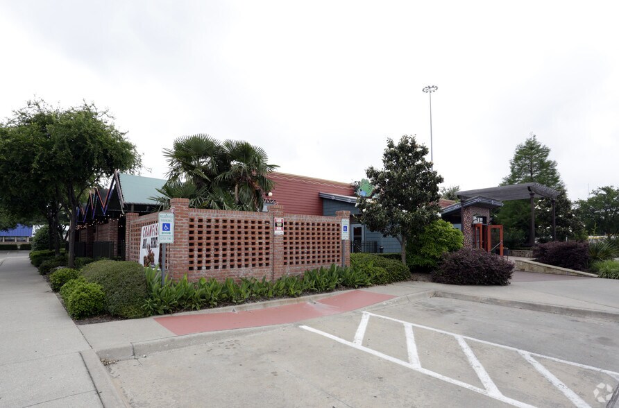 13949 N Central Expy, Dallas, TX for sale - Building Photo - Image 3 of 4