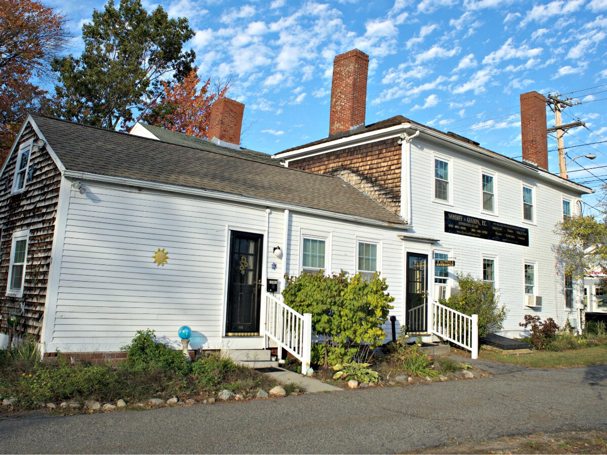 5 Lafayette Rd, Salisbury, MA 01952