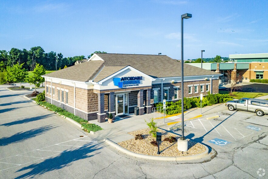 19401 E Valley View Pkwy, Independence, MO, 64055 Medical Property