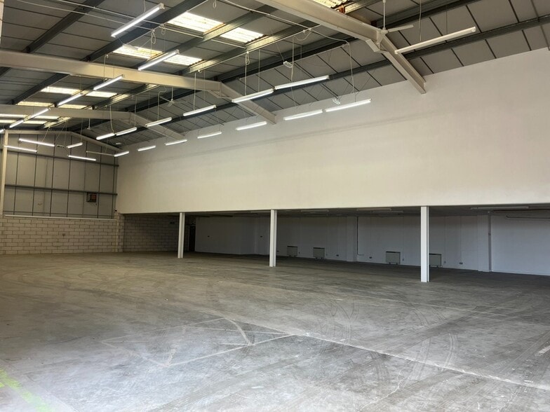 Brighton Rd, Shoreham By Sea for lease - Interior Photo - Image 2 of 8