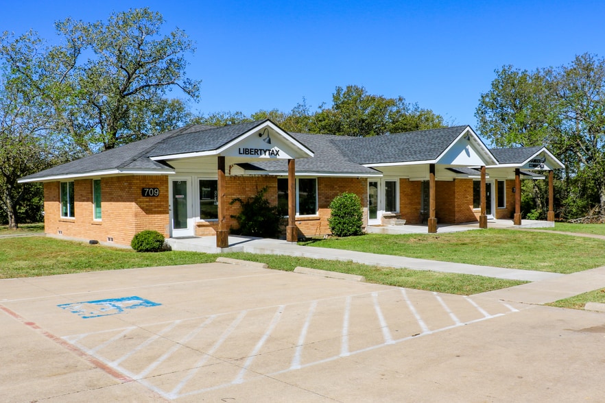 709 N Powell Pky, Anna, TX for lease - Building Photo - Image 3 of 4