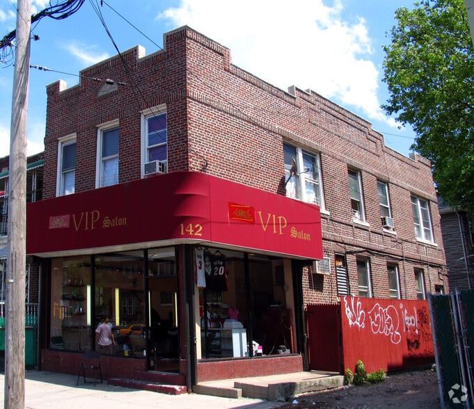 142 Neptune Ave, Brooklyn, NY for sale - Primary Photo - Image 1 of 1