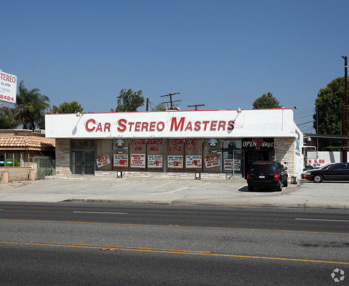 16511-16545 Whittier Blvd, Whittier, CA for lease - Building Photo - Image 2 of 4