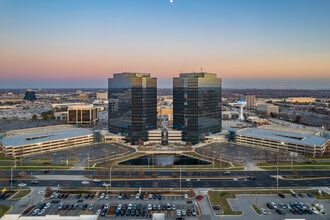 1400 American Ln, Schaumburg, IL - AERIAL  map view