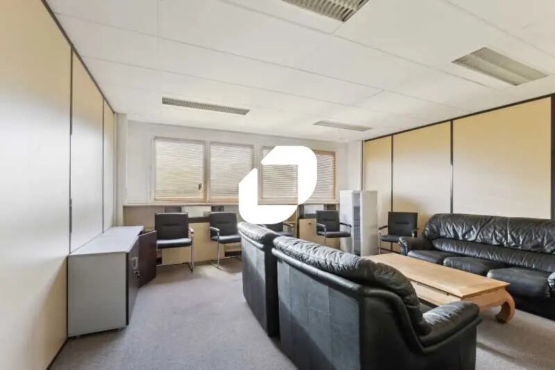 Rue Marcel Paul, Tremblay-en-France for lease - Interior Photo - Image 3 of 14