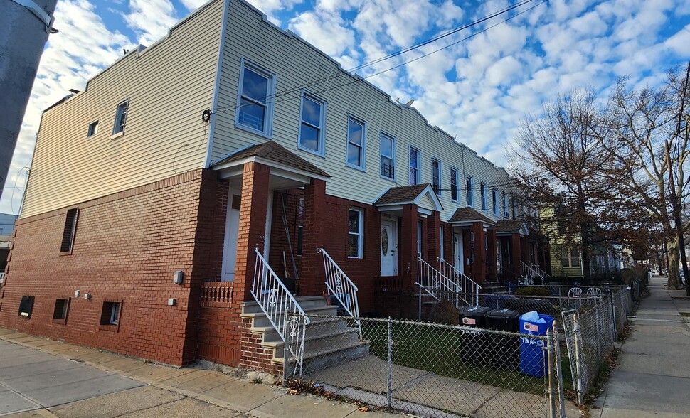 9534-9540 104th St, Ozone Park, NY for sale - Building Photo - Image 3 of 9