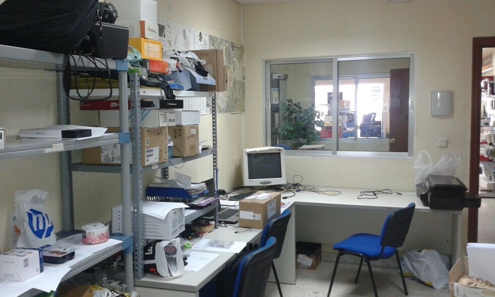 Retail in Cáceres for sale - Building Photo - Image 2 of 5