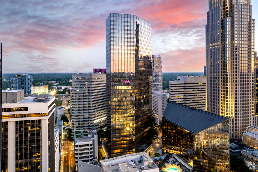 101 S Tryon St, Charlotte, NC for lease - Primary Photo - Image 1 of 40