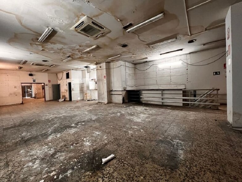 Calle de Orense, 68, Madrid, Madrid for lease - Interior Photo - Image 3 of 8