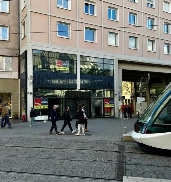 Retail in Strasbourg for lease - Building Photo - Image 2 of 21