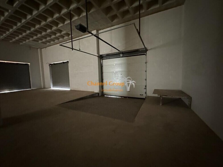 Industrial in Alicante, Alicante for lease - Building Photo - Image 3 of 8