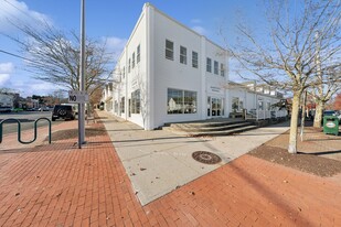 1-15 Hill St, Southampton NY - NNN Property