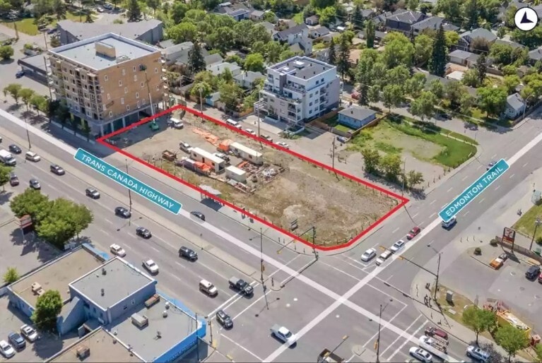 421 16 Ave NE, Calgary, AB for sale - Primary Photo - Image 1 of 1