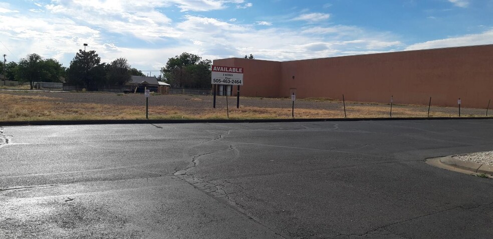 1100 Block Main Street St, Roswell, NM for sale - Primary Photo - Image 1 of 4