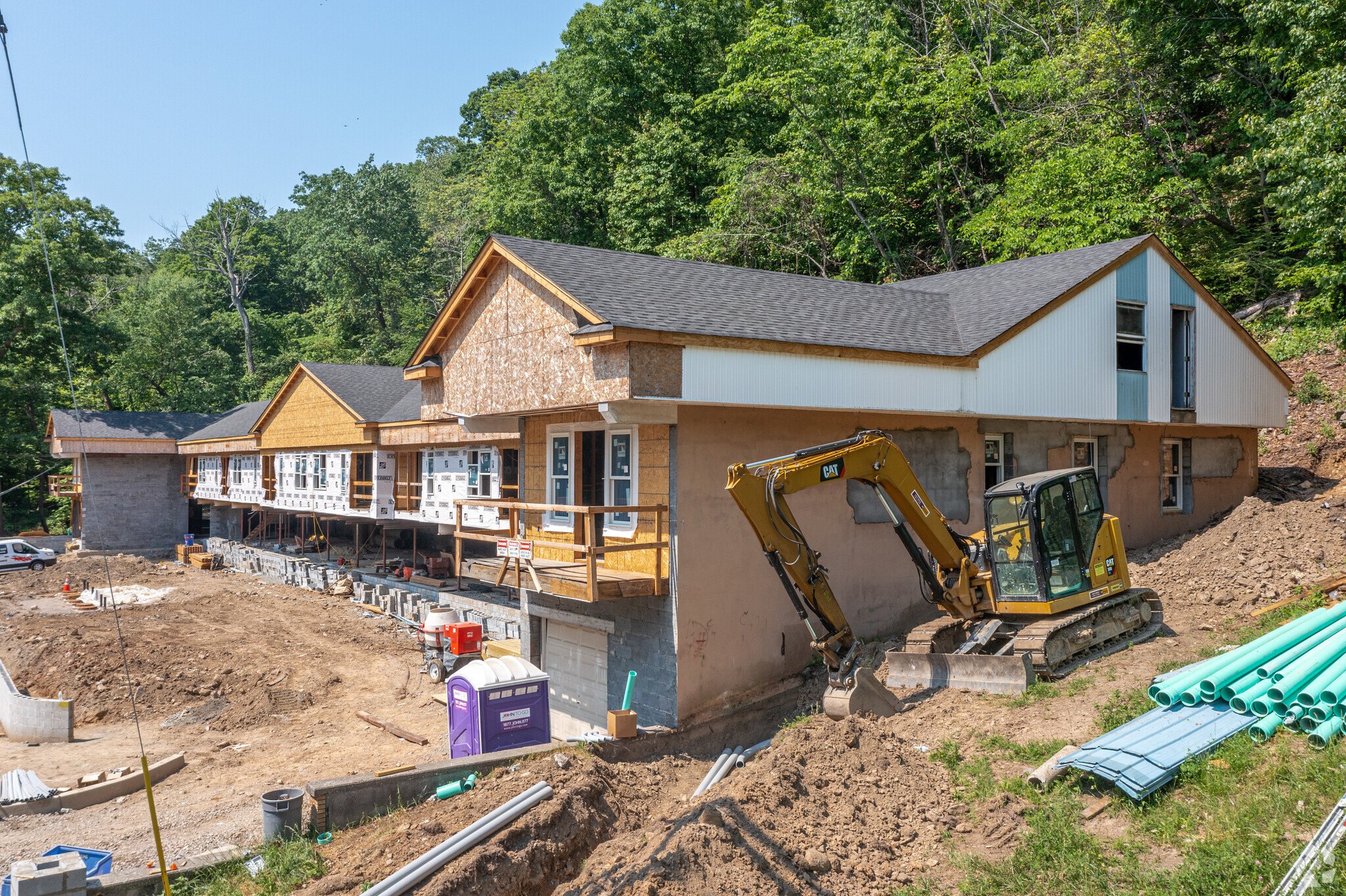 165 Lakeside Rd, West Milford, NJ for sale Primary Photo- Image 1 of 1