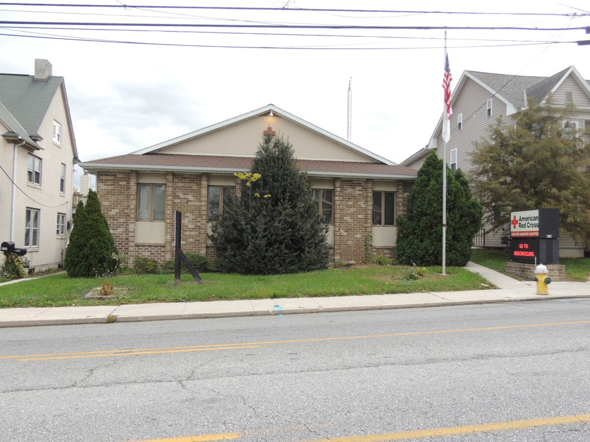 529 Carlisle St, Hanover, PA 17331