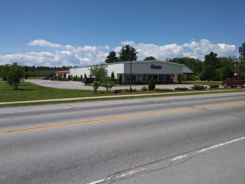 414 Route 7 S, Milton, VT for sale - Building Photo - Image 1 of 1