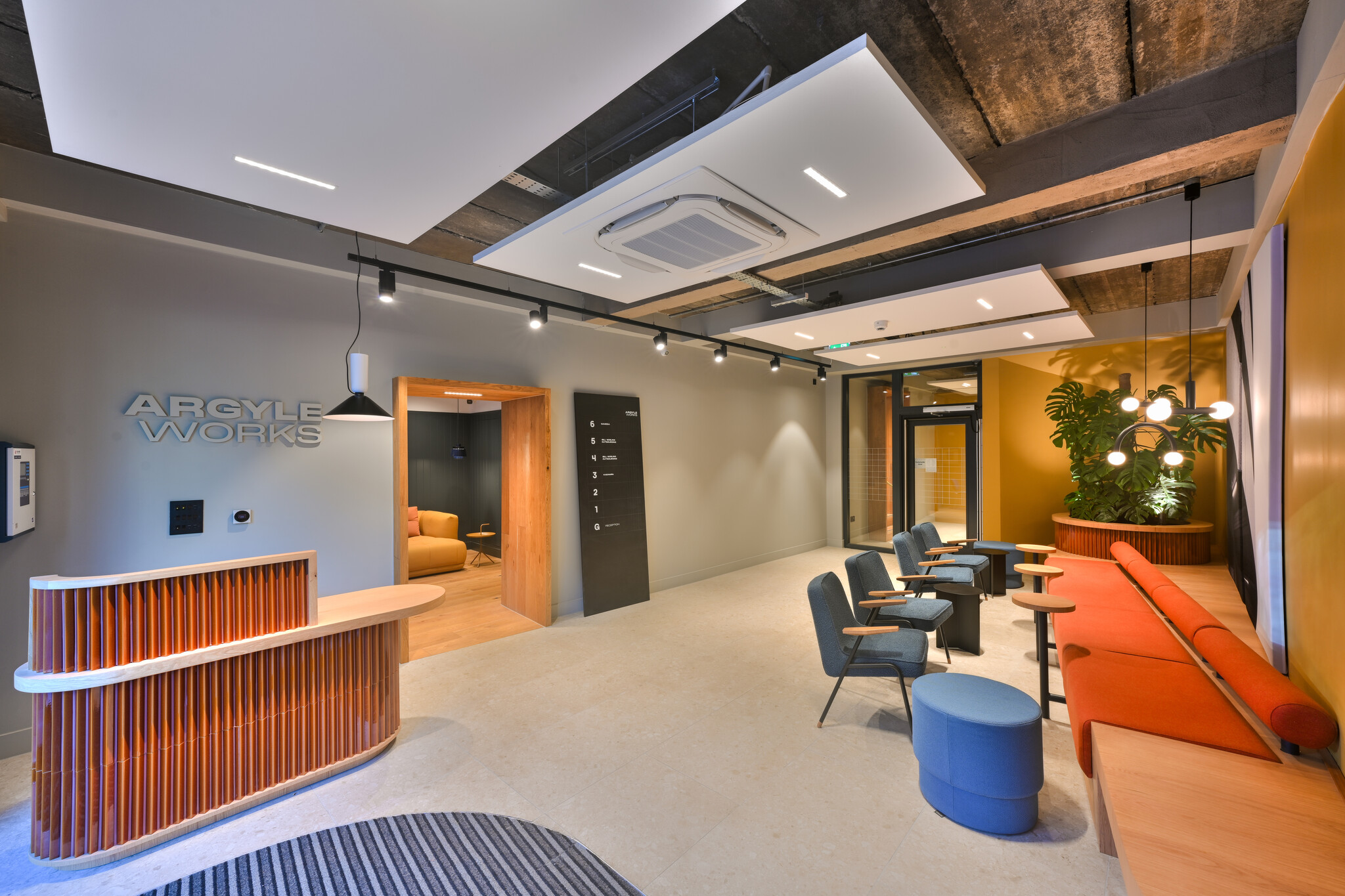 389 Argyle St, Glasgow for lease Interior Photo- Image 1 of 9