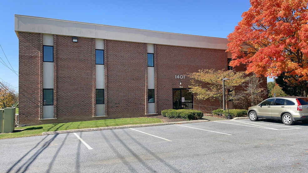 1401 N Cedar Crest Blvd, Allentown, PA for lease - Building Photo - Image 3 of 12