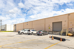 4726 NW 2nd Ave, Boca Raton FL - Warehouse