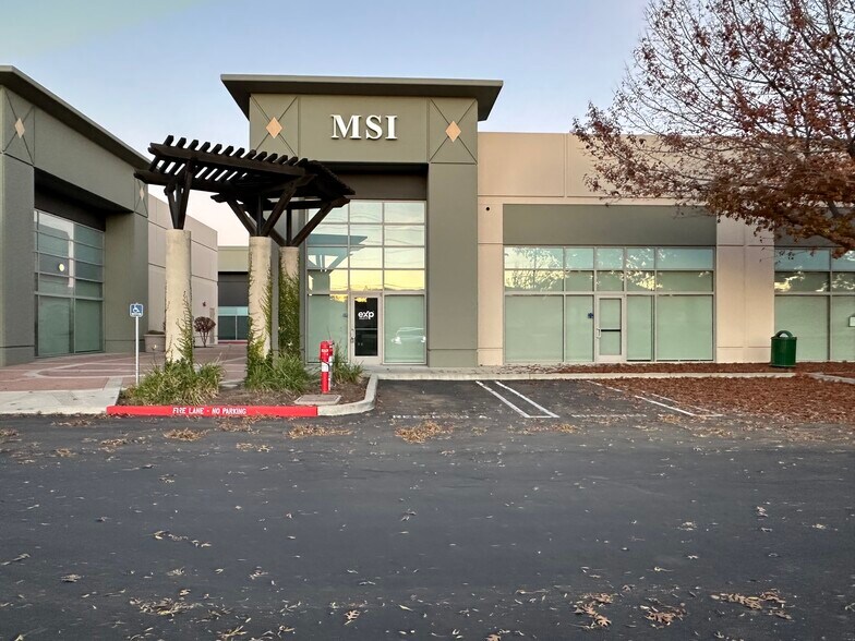 9040 Brentwood Blvd, Brentwood, CA for lease - Building Photo - Image 1 of 7