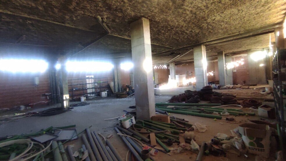 Retail in León, León for sale - Building Photo - Image 3 of 10