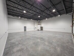 W6390 Challenger Dr, Appleton, WI for lease Interior Photo- Image 2 of 3