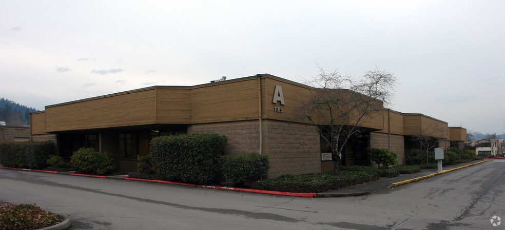 1045-1145 12th Ave, Issaquah, WA for lease - Building Photo - Image 1 of 5