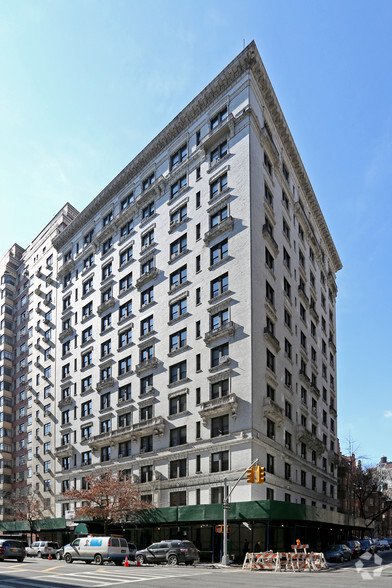 575 West End Ave, New York, NY for lease - Primary Photo - Image 1 of 74