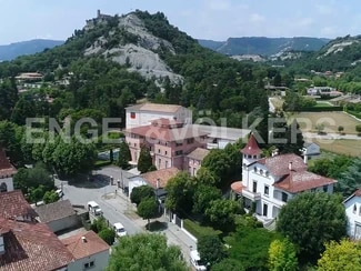 More details for Specialty for Sale