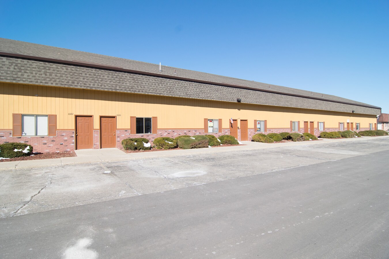 10178 Colonial Industrial Dr, South Lyon, MI 48178