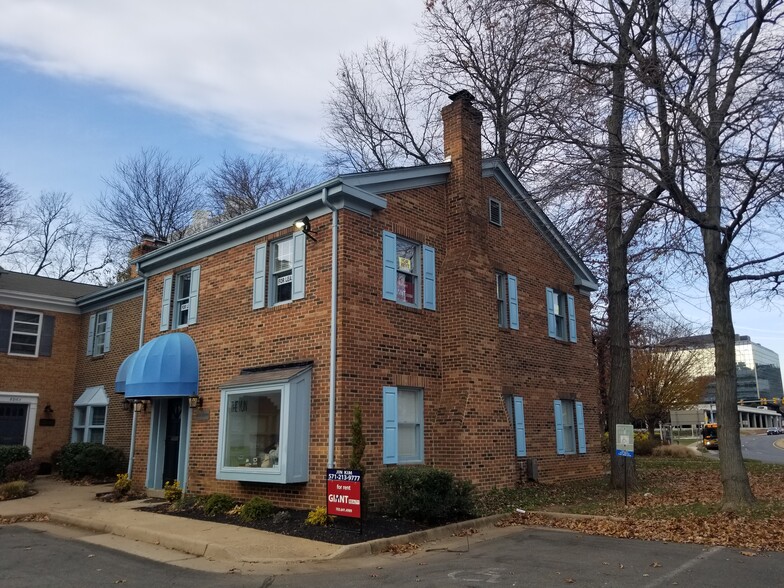 8216 Old Courthouse Rd, Vienna, VA for sale - Building Photo - Image 1 of 1