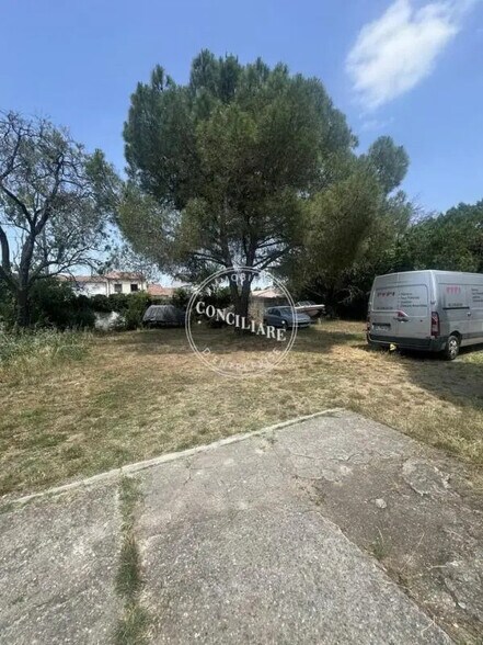 Industrial in Toulouse for sale - Building Photo - Image 3 of 4