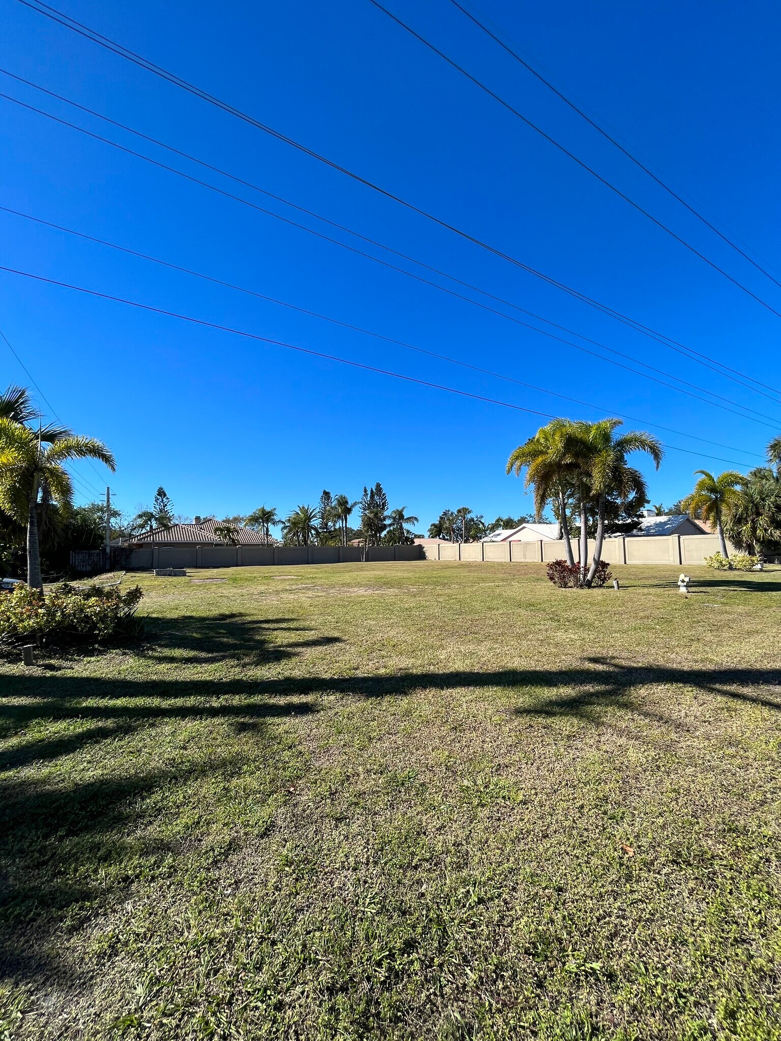 1650 S Tamiami Trl, Osprey, FL 34229