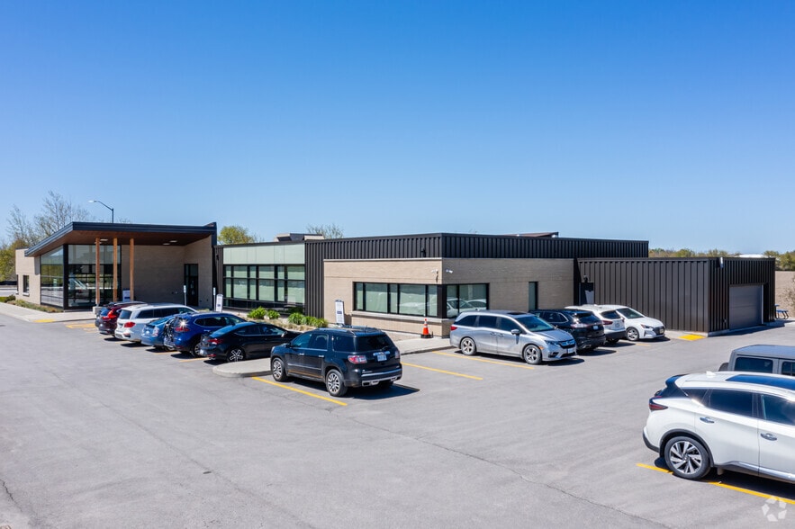 3280 Palladium Dr, Ottawa, ON for sale - Building Photo - Image 1 of 1